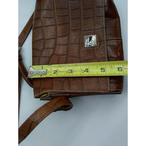 Vtg. Sm. Dooney &Bourke Italy Leather Croc Style Embossed Leather Bayou Bag - Picture 9 of 12